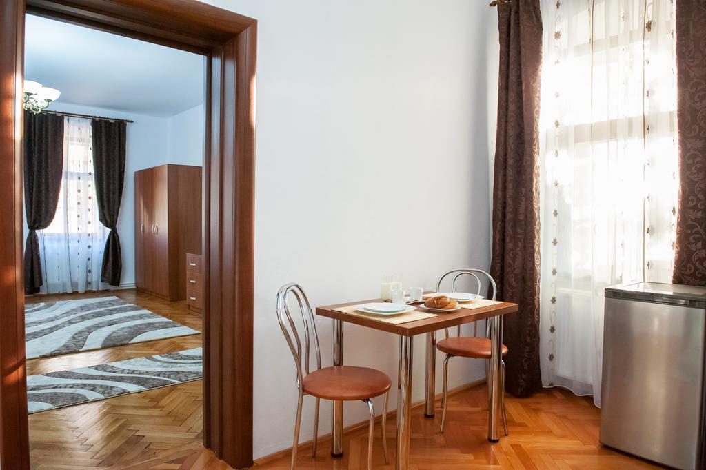 Cathedral Apartments Sibiu Kamer foto